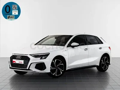 Usado Audi A3 S-Line 204 CV (150 kW) 2023 Blanco Berlina