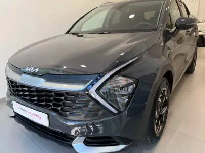 Usado Kia Sportage 136 CV (100 kW) 2025 Gris SUV
