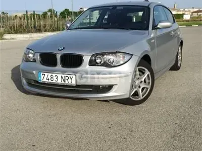 Usado BMW 116 122 CV (89 kW) 2009 Gris / plata Utilitario