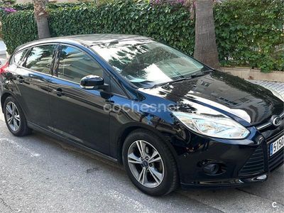 Usado Ford Focus Trend 125 CV (91 kW) 2014 Negro Berlina