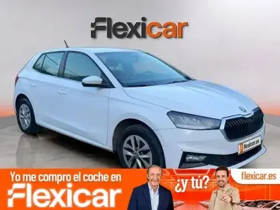 Usado Skoda Fabia Ambition 110 CV (80 kW) 2023 Blanco Utilitario