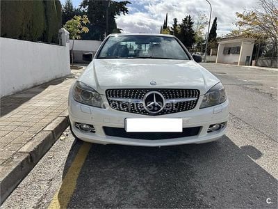 Blanco Usado 2008 Mercedes C220 Avantgarde Berlina | 10.500 € (Caro)