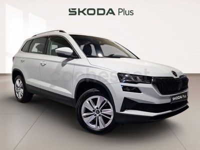 Usado Skoda Karoq Selection 150 CV (110 kW) 2025 Blanco SUV