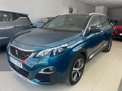Usado Peugeot 5008 GT-line 130 CV (95 kW) 2019 Otro SUV
