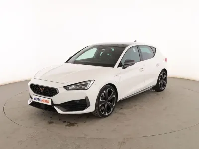 Usado Cupra Leon VZ 245 CV (180 kW) 2024 Blanco Berlina