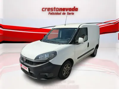 Usado Fiat Doblò 95 CV (69 kW) 2021 Blanco Monovolumen