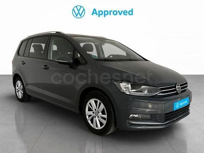 Usado VW Touran Advance 150 CV (110 kW) 2021 Gris / plata Monovolumen