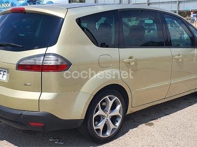 Usado Ford S-MAX Titanium 140 CV (102 kW) 2006 Beige Monovolumen
