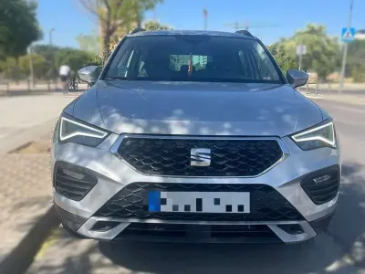 Usado Seat Ateca Style 150 CV (110 kW) 2025 Gris SUV