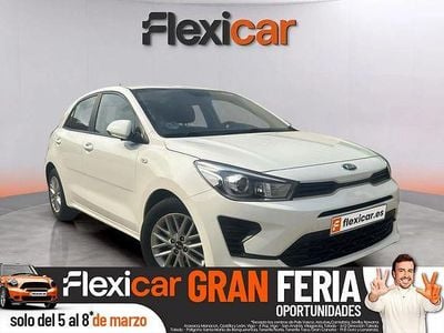 Usado Kia Rio 100 CV (73 kW) 2021 Blanco Berlina