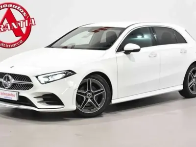 Usado Mercedes A180 AMG line 116 CV (85 kW) 2020 Blanco Utilitario