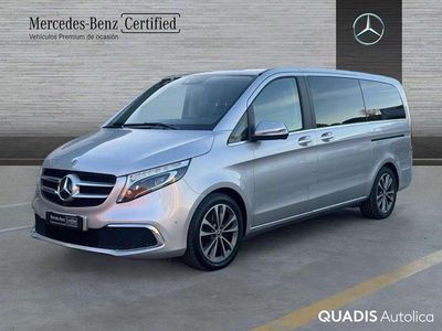 Usado Mercedes V300 Avantgarde 239 CV (175 kW) 2021 Plateado Monovolumen