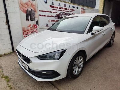 Usado Seat Leon Style 115 CV (84 kW) 2021 Blanco Berlina