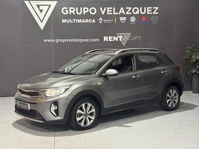 Usado Kia Stonic 84 CV (61 kW) 2023 Gris SUV