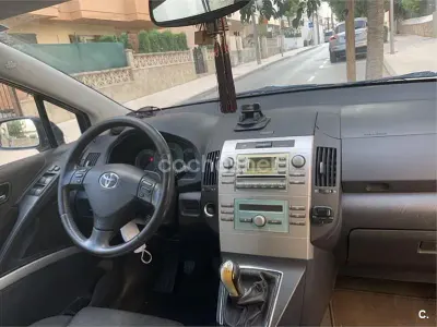 Usado Toyota Corolla Verso