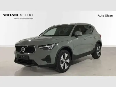 Usado Volvo XC40 Core 163 CV (119 kW) 2025 Verde SUV