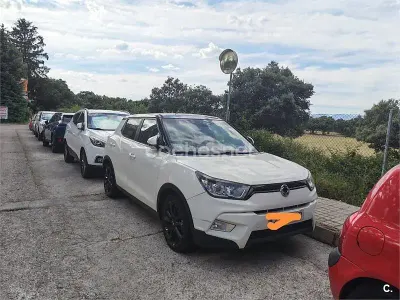 Usado SsangYong Tivoli Limited 115 CV (84 kW) 2015 Blanco SUV