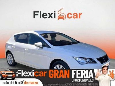 Usado Seat Leon ST Style 110 CV (80 kW) 2018 Blanco Familiar