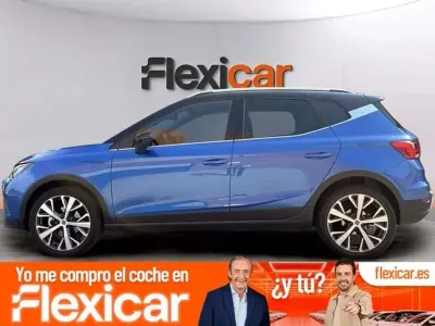 Usado Seat Arona Xperience 110 CV (80 kW) 2022 Azul SUV