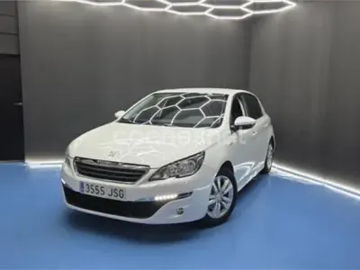 Usado Peugeot 308 GT-line 130 CV (95 kW) 2016 Blanco Berlina