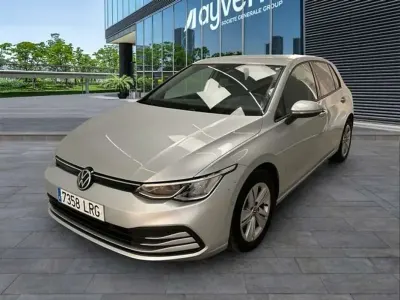 Usado VW Golf VIII Life 116 CV (85 kW) 2021 Blanco Utilitario
