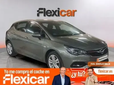 Usado Opel Astra 110 CV (80 kW) 2020 Gris Berlina