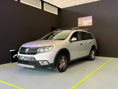 Usado Dacia Logan MCV Stepway 90 CV (66 kW) 2017 Gris / plata Familiar