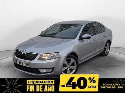 Plateado Usado 2014 Skoda Octavia Elegance Utilitario | 11.700 € (Un poco caro)