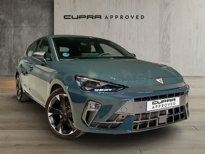 Usado Cupra Leon 150 CV (110 kW) 2025 Azul Berlina