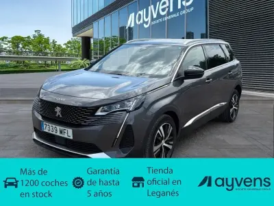 Usado Peugeot 5008 GT 131 CV (96 kW) 2023 Gris SUV