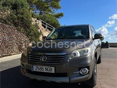 Beige Usado 2013 Toyota RAV4 Executive SUV | 14.500 € (Precio justo)