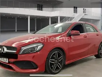 Occasion Mercedes A200 136 PK (100 kW) 2018 Rood Sedan