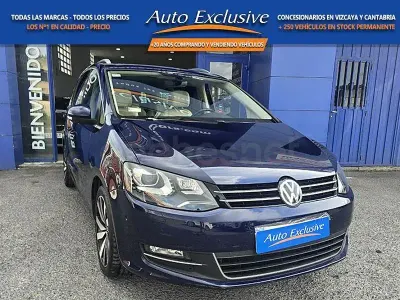 Usado VW Sharan Sportline 184 CV (135 kW) 2018 Azul Monovolumen
