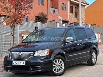 Azul Usado 2014 Lancia Voyager Platinum Monovolumen | 9500 € (Buen precio)