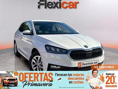 Usado Skoda Fabia Selection 95 CV (69 kW) 2024 Blanco Berlina