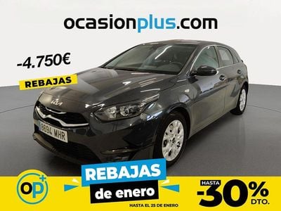 Gris / plata Usado 2023 Kia Ceed Utilitario | 16.390 € (Precio justo)