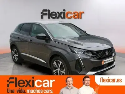 Usado Peugeot 3008 Active 130 CV (95 kW) 2023 Gris SUV