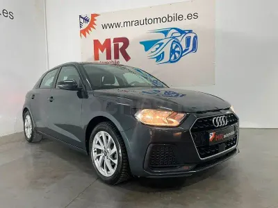 Usado Audi A1 Sportback Advanced Plus 95 CV (69 kW) 2022 Gris / plata Utilitario