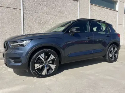 Usado Volvo XC40 R-Design 262 CV (192 kW) 2022 Azul SUV
