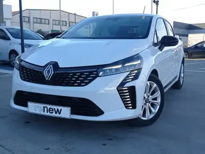 Usado Renault Clio Evolution 100 CV (73 kW) 2024 Blanco Utilitario