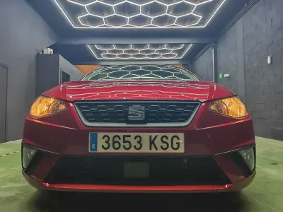 Begagnad Seat Ibiza CONNECT 75 HK (55 kW) 2018 Röd Halvkombi