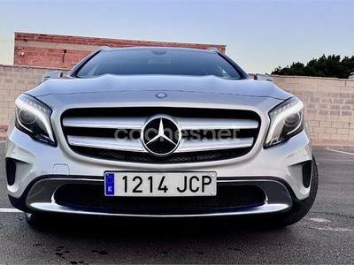 Usado Mercedes GLA200 Urban 136 CV (100 kW) 2015 Gris / plata SUV