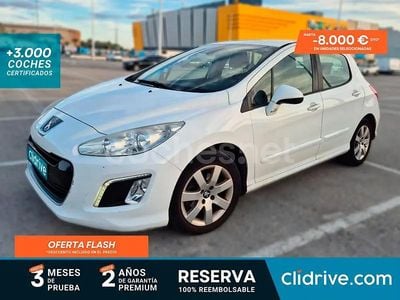Usado Peugeot 308 Active 92 CV (67 kW) 2012 Blanco Berlina