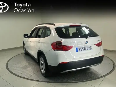 Usado BMW X1 Comfort Edition 143 CV (105 kW) 2010 Blanco SUV