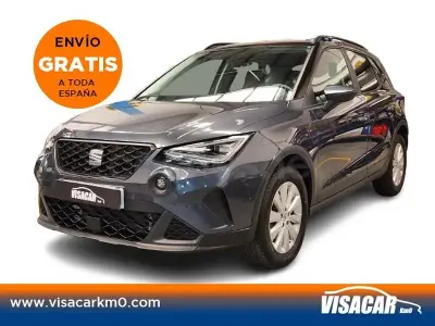 Usado Seat Arona FR 115 CV (84 kW) 2025 Gris / plata SUV