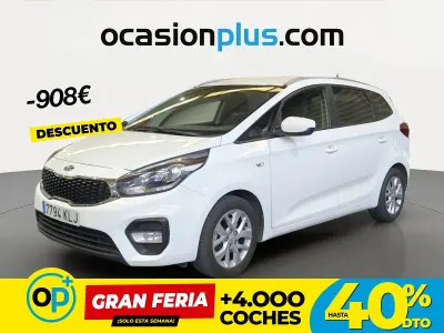 Usado Kia Carens 135 CV (99 kW) 2018 Blanco Monovolumen