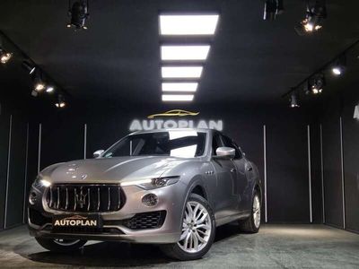 Usado Maserati Levante 275 CV (202 kW) 2017 Beige SUV