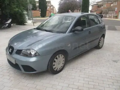 Begagnad Seat Ibiza Reference 80 HK (58 kW) 2007 Blå Halvkombi
