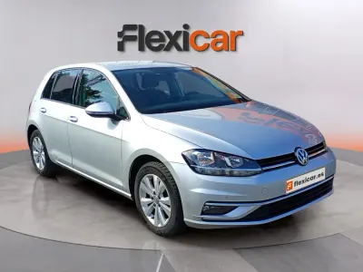 Usado VW Golf VII Advance 116 CV (85 kW) 2020 Blanco Berlina