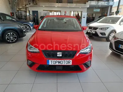 Usado Seat Ibiza Style Plus 110 CV (80 kW) 2021 Rojo Utilitario
